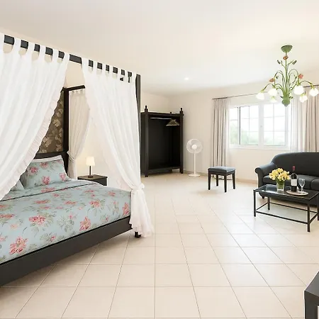 Villa Royal *