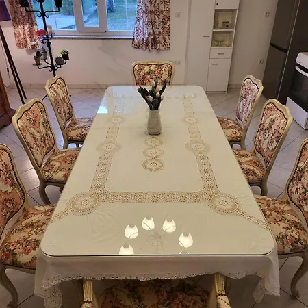 Royal Villa *
